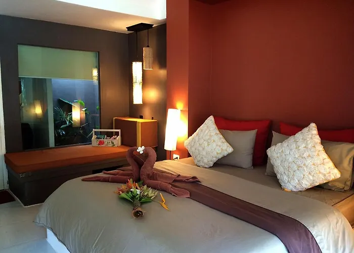 Phayam Cottage Resort